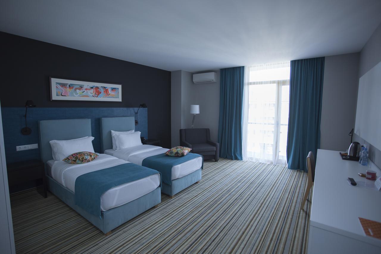 Aparthotel Tangerine Batum Dış mekan fotoğraf