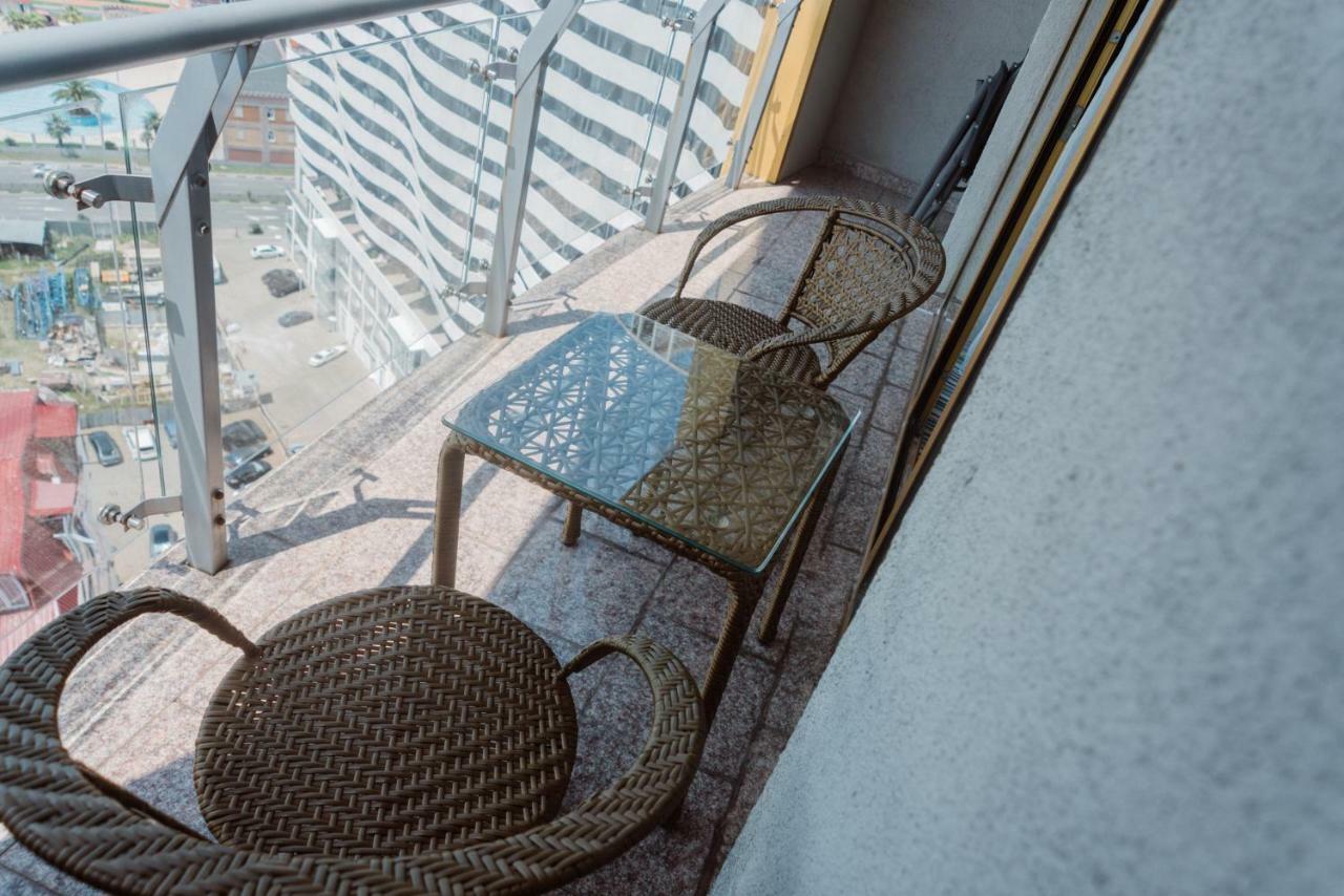 Aparthotel Tangerine Batum Dış mekan fotoğraf